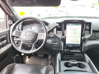 Recent Arrival! Odometer is 2588 kilometers below market average! 2022 Ram 2500 Laramie Diamond Blac... (image 6)