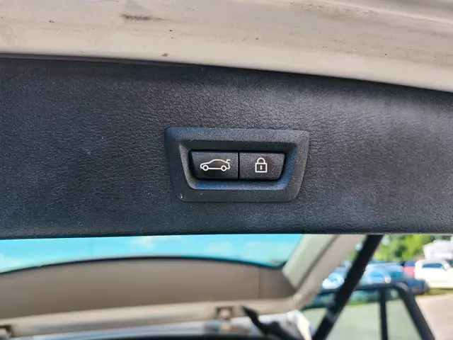 2013 BMW X3 AWD 4dr 28i, Navigation dans Autos et camions dans Région d’Oakville/Halton - Image 35