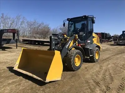 Hours: 589 | Location: Red Deer, AB, CA | Attachments: Coupler; Buckets: General Purpose Bkt; Powert...