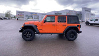 Four Wheel Drive. Cloth Interior. 12.3 Inch Touchscreen. Bluetooth. Apple CarPlay/Android Auto. Remo... (image 5)