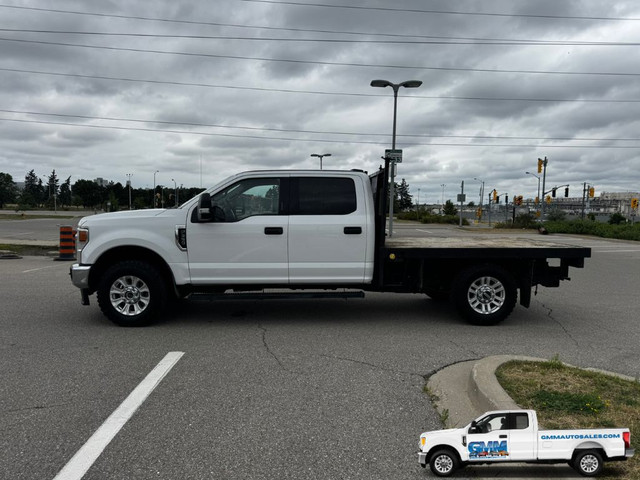 2021 Ford F-350 XLT Crew Cab Flat Bed 4WD in Cars & Trucks in City of Toronto - Image 4
