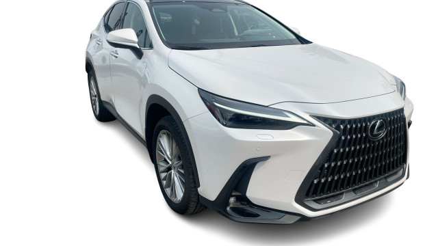 2024 Lexus NX 350 / Ultra Luxe / GPS / Toit Pano Bien Équipé / I in Cars & Trucks in Laval / North Shore - Image 2