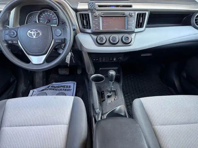 2014 Toyota RAV4 LE AWD *UPGRADE PACKAGE - WARRANTY INCL* in Cars & Trucks in Winnipeg - Image 6