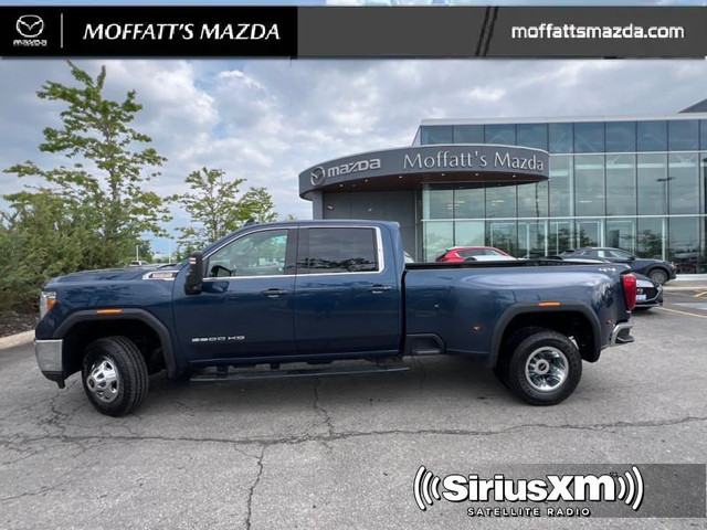 2022 GMC Sierra 3500HD SLE DUALLIE - 4X4 in Cars & Trucks in Barrie - Image 2