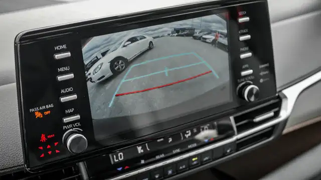 2023 Toyota Sienna XLE8-PASS | Leather | Sunroof | Heated Seats dans Autos et camions dans Guelph - Image 24