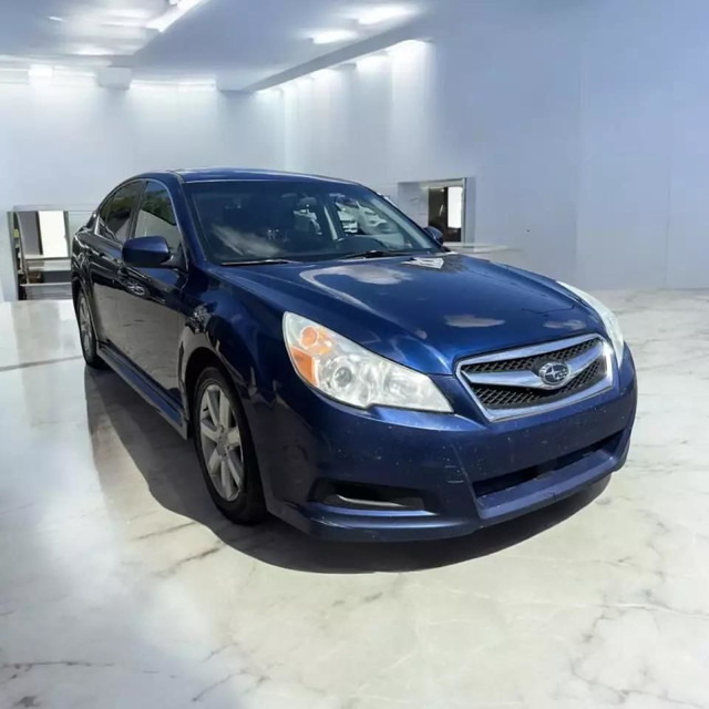 2010 SUBARU Legacy 2.5i Premium in Cars & Trucks in Laval / North Shore