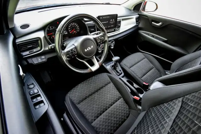 2023 Kia Rio 5-door LX+ IVT - Heated Seats - Apple CarPlay in Cars & Trucks in Kingston - Image 13