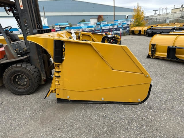 HLA 5205 LOADER SNOW WING PLOW  in Heavy Equipment in Calgary - Image 4