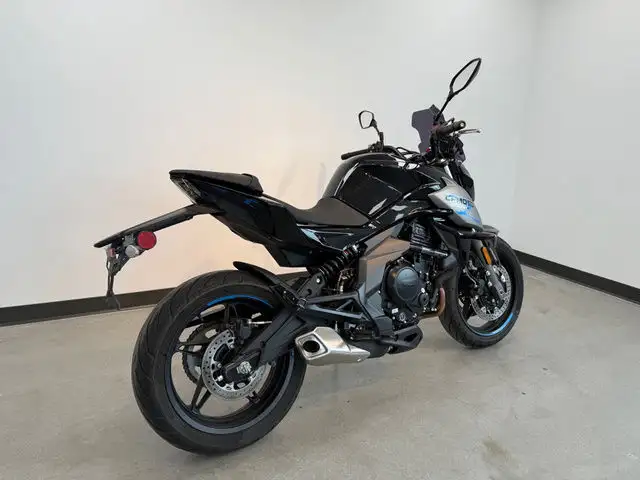 2023 CFMOTO NK650 in Street, Cruisers & Choppers in Kelowna - Image 4