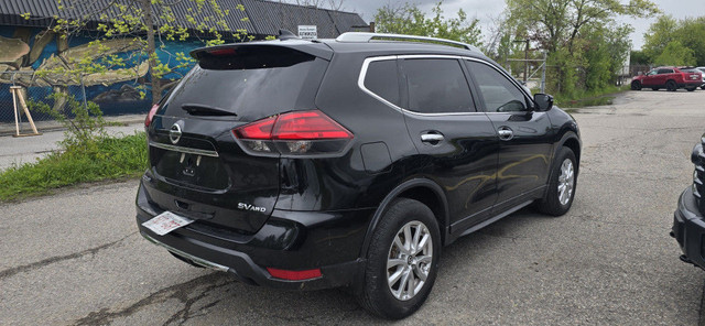 2017 Nissan Rogue SV 4dr All-wheel Drive CVT in Cars & Trucks in City of Toronto - Image 4