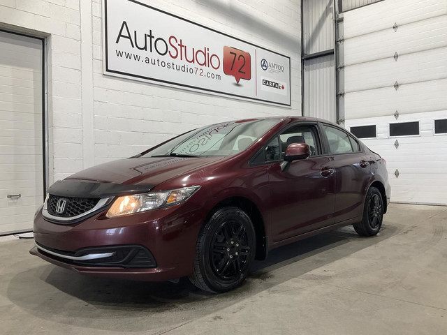 Honda Berline Civic LX 4 portes, boîte automatique 2013 à vendre in Cars & Trucks in Laval / North Shore