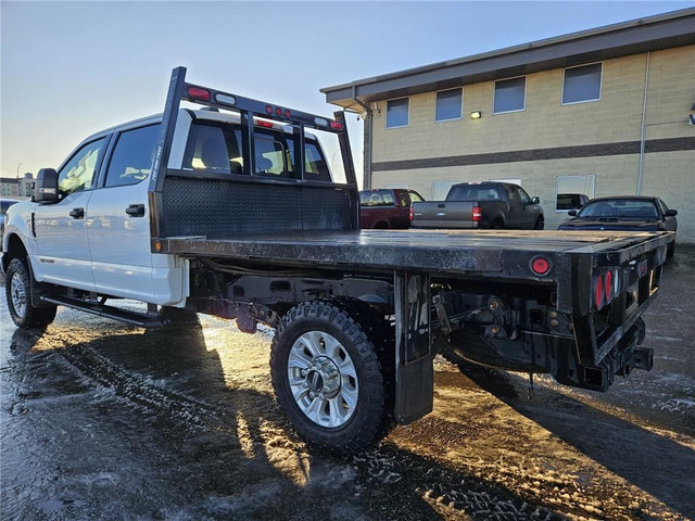  2022 Ford Super Duty F-350 SRW XLT in Cars & Trucks in Grande Prairie - Image 3