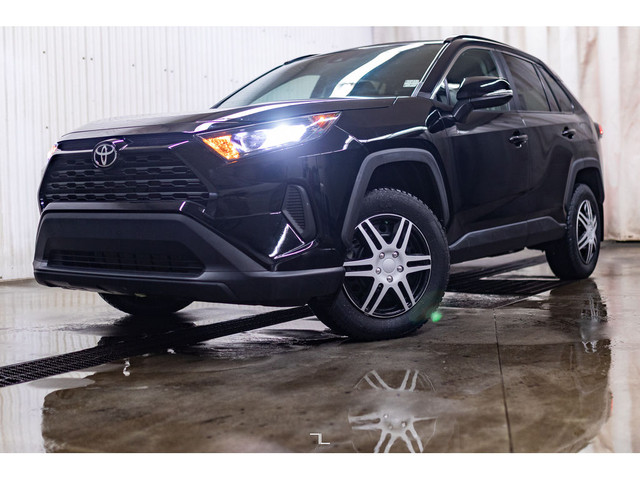 2020 Toyota RAV4 AWD LE BCam in Cars & Trucks in Grande Prairie - Image 4