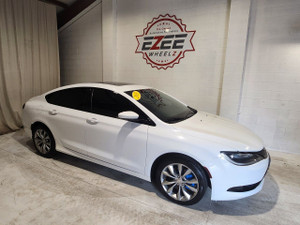 2015 Chrysler 200 S 4dr Sdn S FWD
