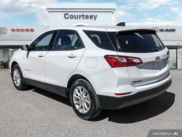 2019 Chevrolet Equinox LS | AWD | No Reported Accidents in Cars & Trucks in Calgary - Image 4