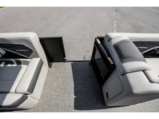 2025 Barletta CORSA 23UA in Powerboats & Motorboats in Québec City - Image 24