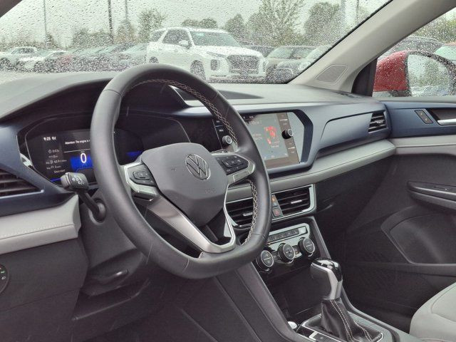 2024 Volkswagen Taos Comfortline 4Motion | Pano Roof | Adaptive in Cars & Trucks in Guelph - Image 2