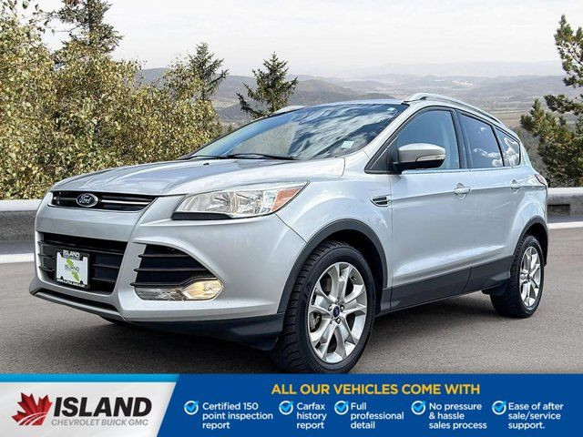 2015 Ford Escape Titanium | Low KM | 4 Wheel Drive in Cars & Trucks in Cowichan Valley / Duncan
