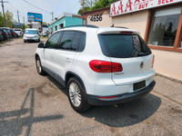 AWD, No Accidents, Automatic, Back up Camera, Bluetooth, Push Start, Panoramic Sunroof, Power Group,... (image 1)