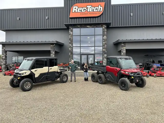 2025 Can-Am Defender MAX XT HD9 Dusty Navy in ATVs in Lloydminster - Image 3