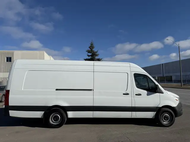 2021 Mercedes-Benz Sprinter Cargo Van MERCEDES Sprinter 2500 - E in Cars & Trucks in Oakville / Halton Region - Image 19