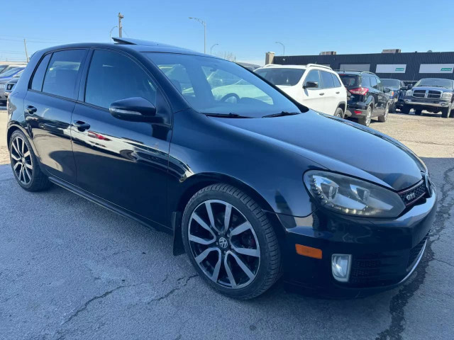 2012 VOLKSWAGEN GTI 200hp Drivers Found in Cars & Trucks in Laval / North Shore - Image 2