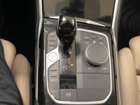10 speakers;10.2 inch primary display;18 x 7.5-inch front and rear machined w/painted accents alumin... (image 9)