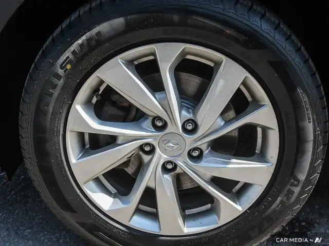 2019 Hyundai Tucson Preferred in Cars & Trucks in Mississauga / Peel Region - Image 10