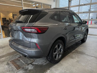 Ford Escape ST-Line AWD Cuir GPS Mags Sièges Électrique 2023 à vendreJAMAIS ACCIDENTÉ!! Caméra recul... (image 4)