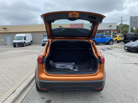 2017 Nissan Qashqai SL AWD - In Orange - All wheel drive - Very fuel efficient 2.0L 4 cylinder engin... (image 4)