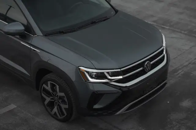 2023 Volkswagen Taos in Cars & Trucks in Delta/Surrey/Langley - Image 31