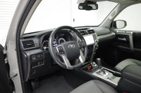 TOW HITCH, KEYLESS START, HEATED STEERING WHEEL, 3RD ROW SEAT, REMOTE ENGINE START, SUN/MOONROOF, BL... (image 9)