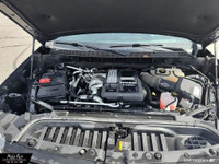 Short Box Crew Cab 1500 4WD – Black with Jet Black/Umber interior, driver memory seats and mirros, p... (image 9)