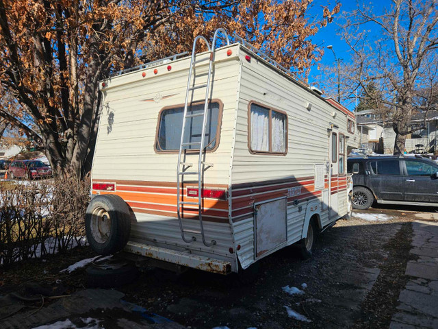 1984 Ford E 350 in Cars & Trucks in Calgary - Image 4