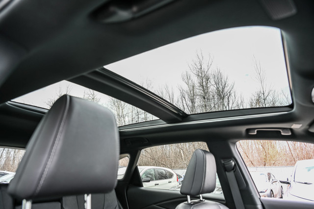 2024 Lexus RX 350h Luxe / camera / bluetooth / navigation Bien É in Cars & Trucks in Laval / North Shore - Image 3