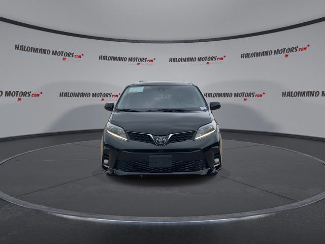 2020 Toyota Sienna SE in Cars & Trucks in Hamilton - Image 3