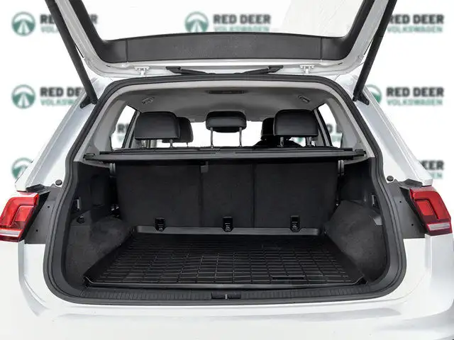 2021 Volkswagen Tiguan Comfortline in Cars & Trucks in Red Deer - Image 9