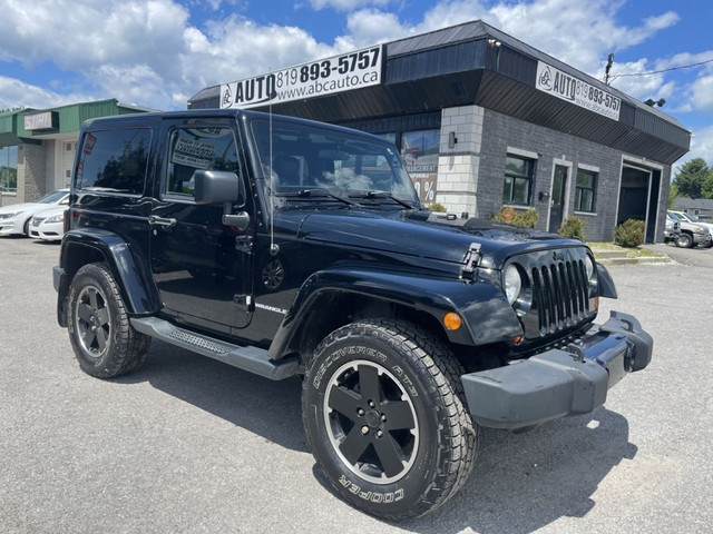 2012 Jeep Wrangler Sahara 2 Drs Automatic Leather in Cars & Trucks in Gatineau