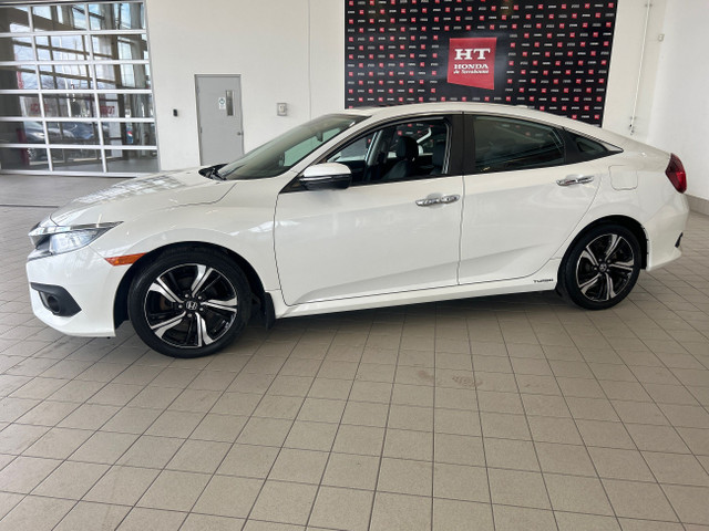 2017 Honda Civic Sedan Touring Moteur turbo in Cars & Trucks in Laval / North Shore - Image 2