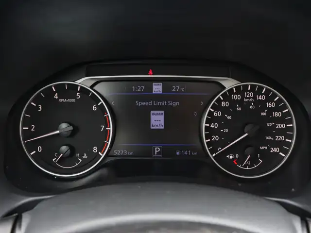2025 Nissan Altima Platinum in Cars & Trucks in Oakville / Halton Region - Image 25