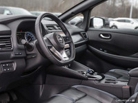 Recent Arrival! 17 Alloy Wheels, Active Cruise Control, Auto-dimming Rear-View mirror, Emergency com... (image 8)