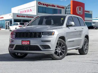 Embrace adventure like never before in the 2021 Jeep Grand Cherokee Overland. With its unparalleled...