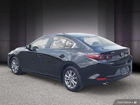 Le Mazda3 GS AWD 2022 est une berline compacte raffinée qui combine performance, confort et technolo... (image 4)
