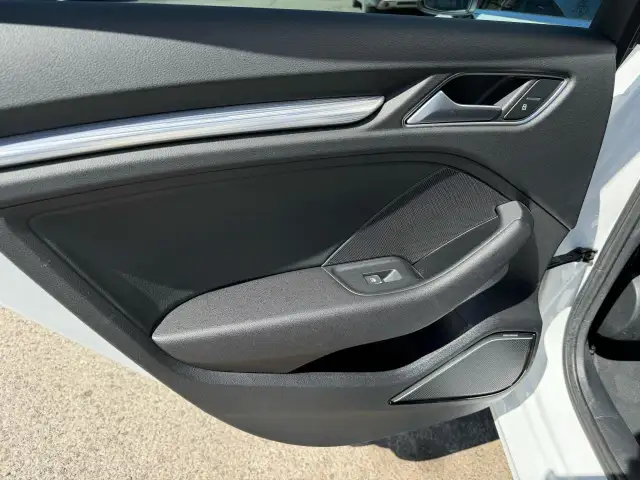 2018 Audi A3 TECHNIK, LOW KM, B&O STEREO, NAV, BACK-UP CAM! in Cars & Trucks in Ottawa - Image 34