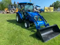 New Holland Boomer 40 Tractor Loader
