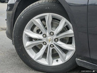 Unwind in the comfortable embrace of this 2022 Chevrolet Malibu LT, boasting a sleek DARK ASH exteri... (image 5)