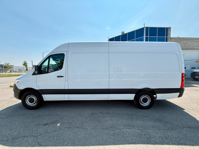 2019 Mercedes-Benz Sprinter Cargo Van 170WB - ONLY 128K! in Cars & Trucks in Oakville / Halton Region - Image 2