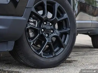 2024 Jeep Compass Altitude | Heated Seats | Rain Sensing Wipers, View more