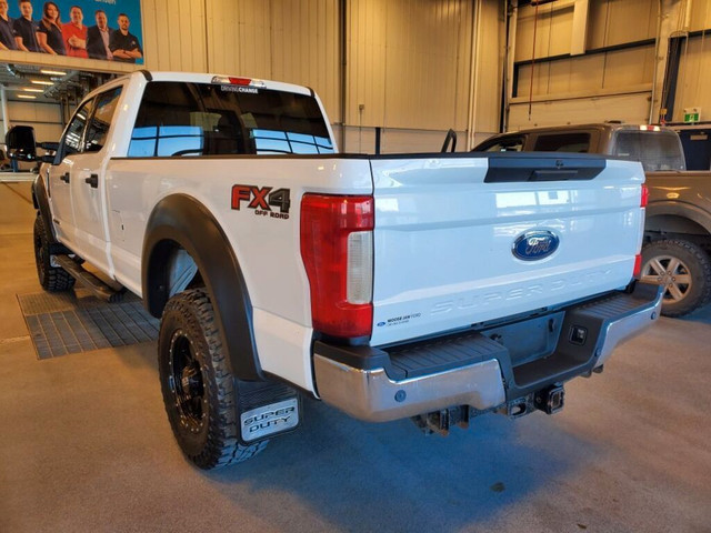  2019 Ford F-350 XLT W/VALUE PACKAGE in Cars & Trucks in Moose Jaw - Image 3