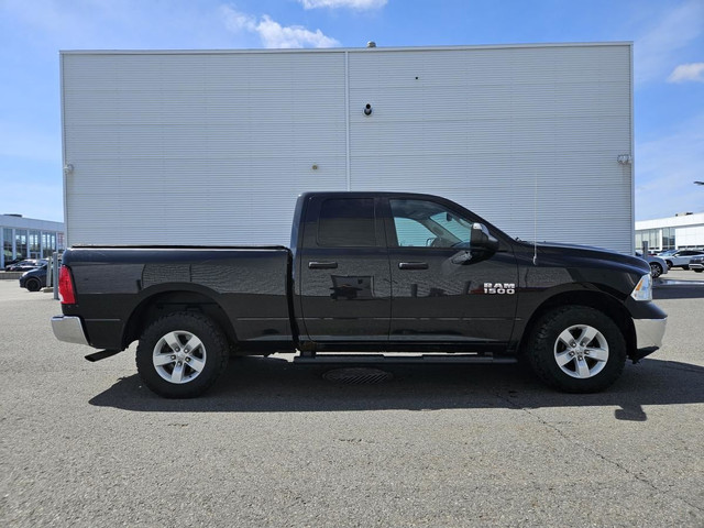 RAM 1500 Cabine quad 4RM, 140,5 po ST 2017 à vendre in Cars & Trucks in Victoriaville - Image 4